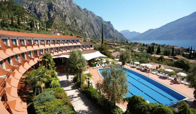Hotel Saturno - Montagnoli Group