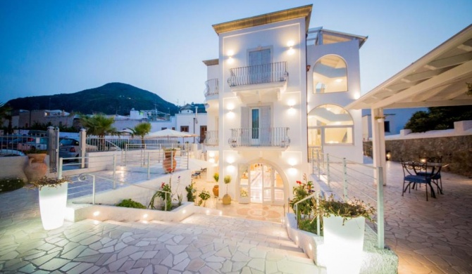 Odysseus Hotel
