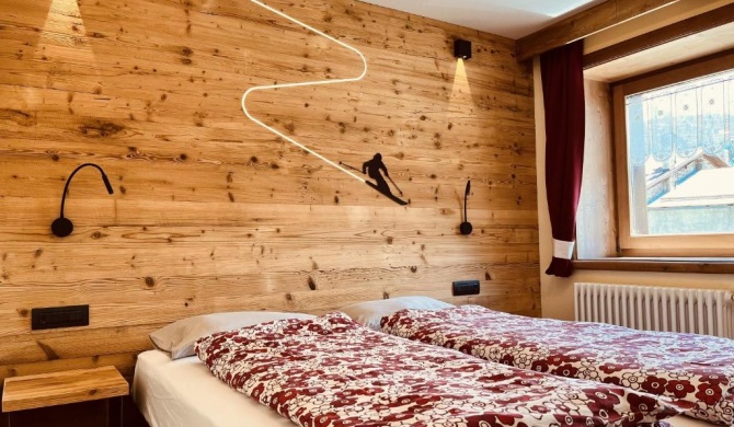 Chalet Nano