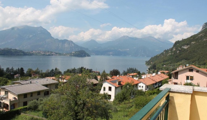 Balcony Lake View Apartment