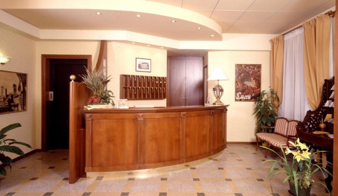 Hotel Melecchi