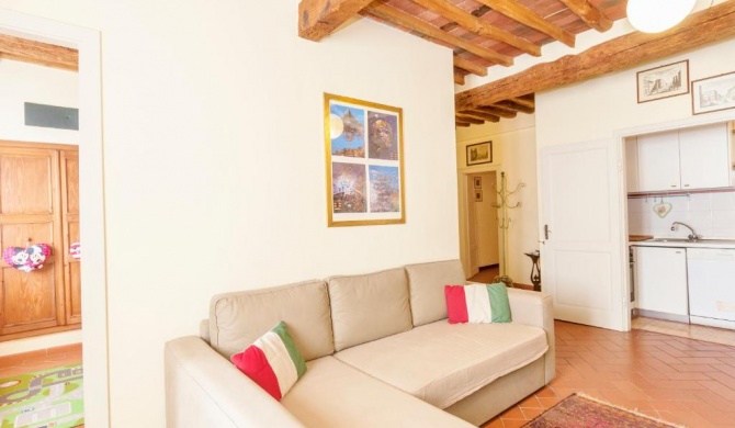 Lucca Walls Dream - City Centre in front of the historical Walls -