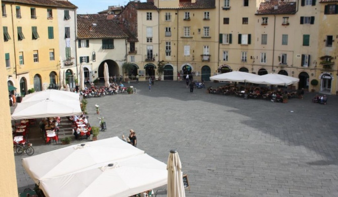 Micheli Suite Anfiteatro Square