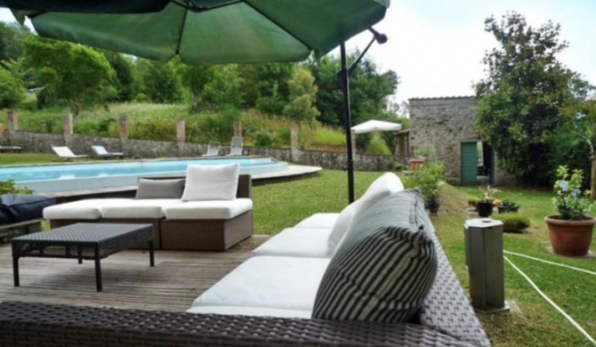 VILLA LUISA WITH BIG POOL AND AC