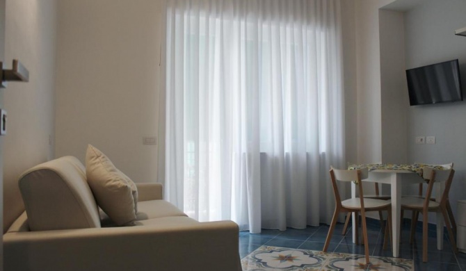 Divina Holiday - Apartments