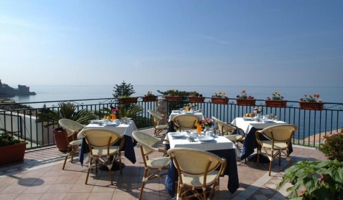 Hotel Baia Verde