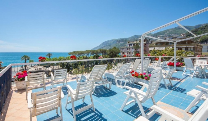 La Residenza Aparthotel