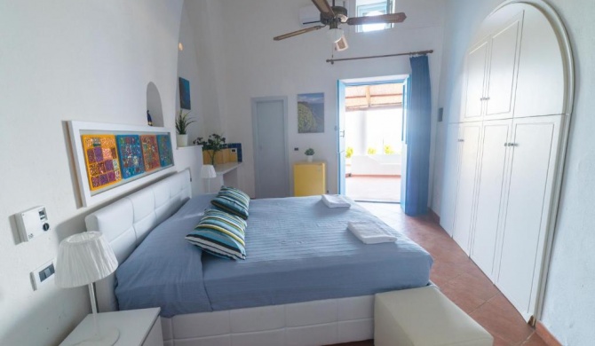 Aeolian Salina Apartments