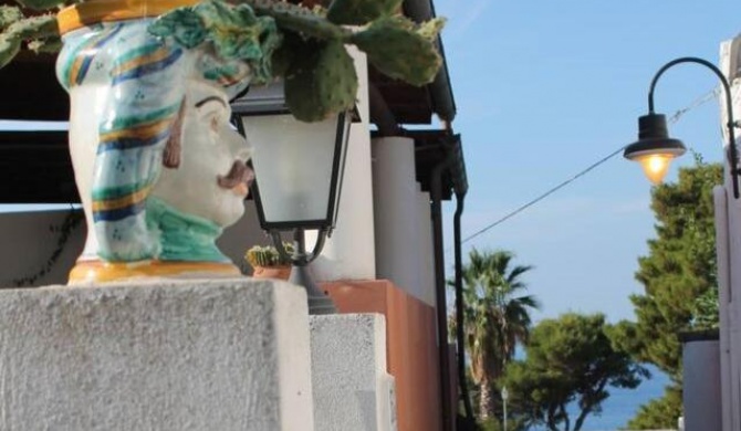 Casa Didime, al centro di Malfa a soli 600 mt dalla spiaggia