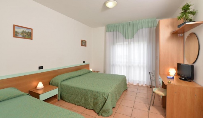 Hotel Etna