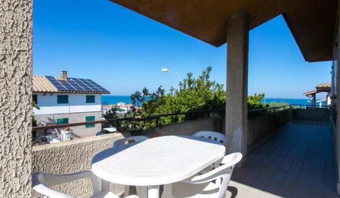 M117 - Marcelli, quadrilocale con terrazzo vista mare
