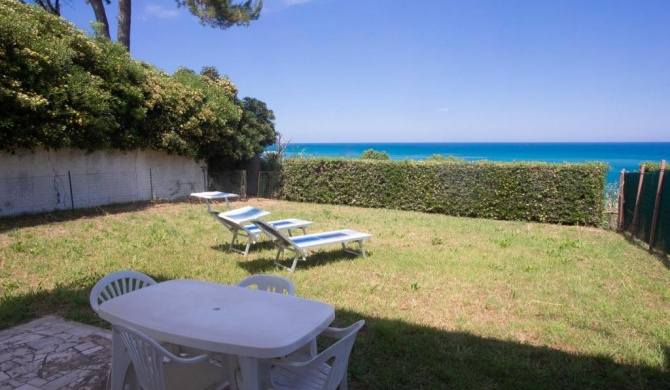 N129 - Numana, trilocale con giardino a 200mt dalla spiaggia