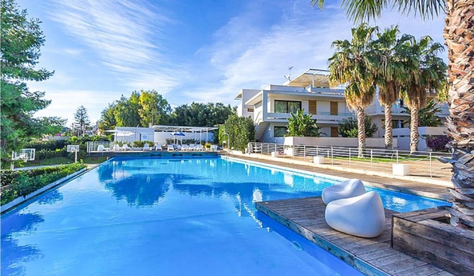 Awesome home in Marina di Ragusa with WiFi, Outdoor swimming pool and Swimming pool