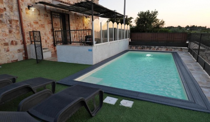 Il borgodellequerce CASA ULIVI PISCINA PRIVATA