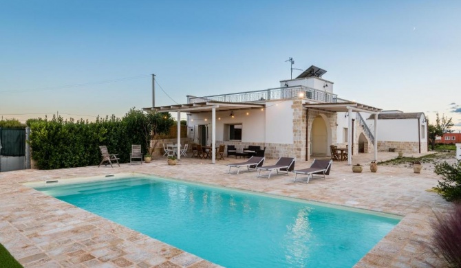 Villa Sara con piscina by Wonderful Italy