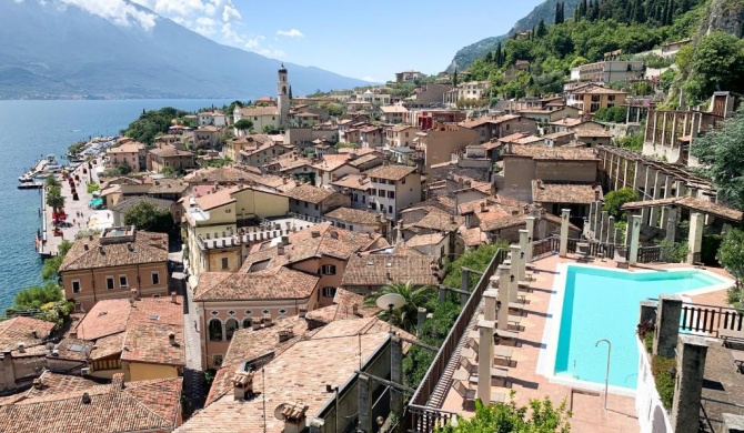 Hotel Castell - Montagnoli Group